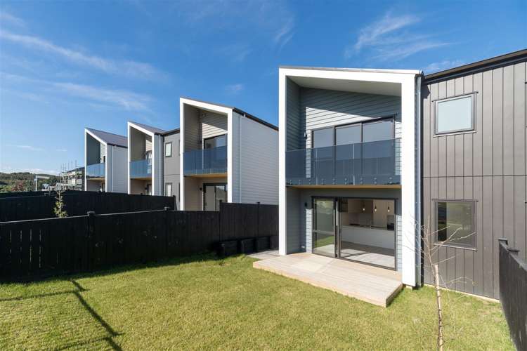 8 Paparahi Place Wainui_6