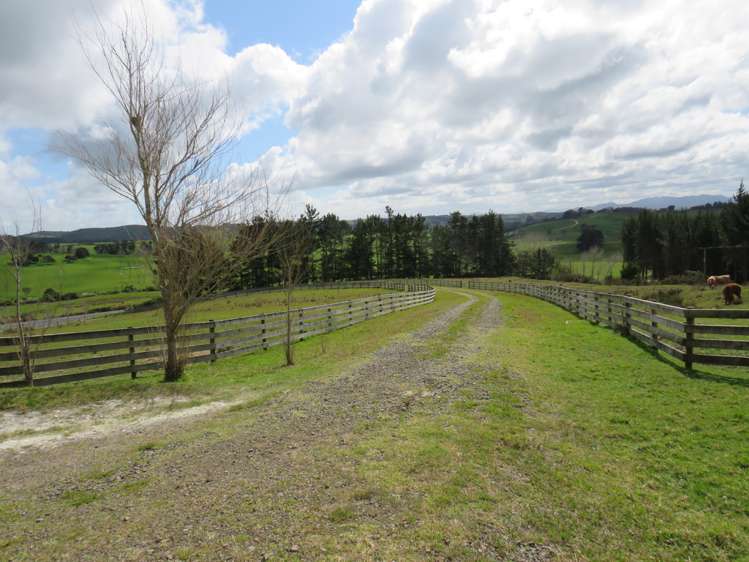 2203 Ararua Road Matakohe_19