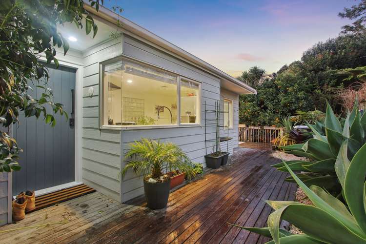 20a Thomas Avenue Te Atatu Peninsula_30