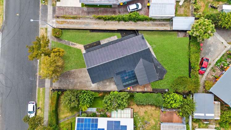 16 Rhonda Avenue Deanwell_23