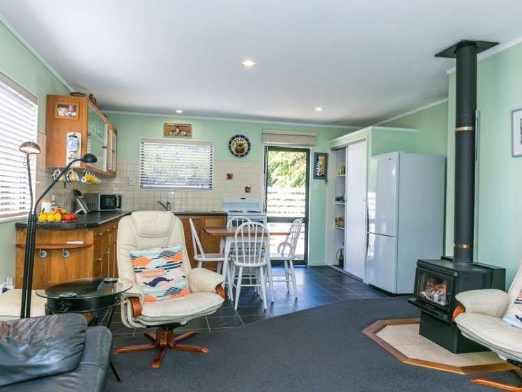 9 Thompson Place Anakiwa and Surrounds_5