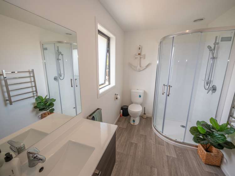 24 Dudley Crescent Cable Bay_16