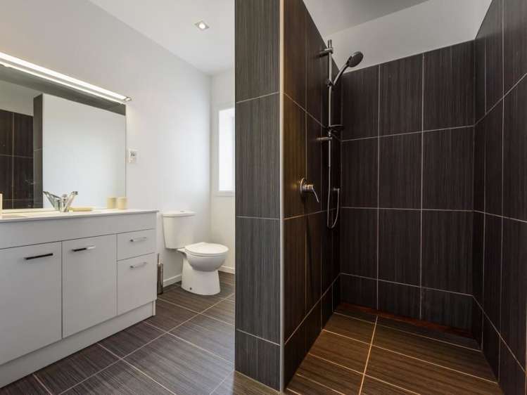 24 Kaikoura Street Maupuia_6