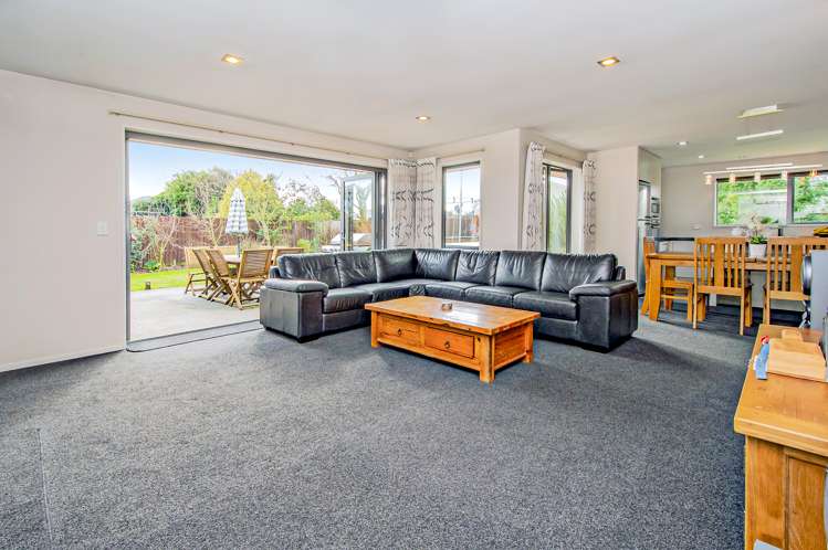 5 Durrell Way Rolleston_5
