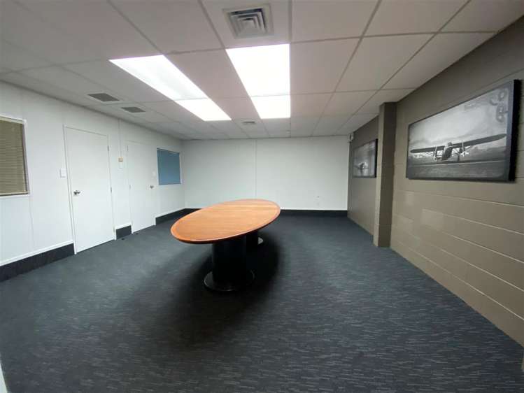 Front Right Tenancy, 109 Rostrevor Street Hamilton Central_4