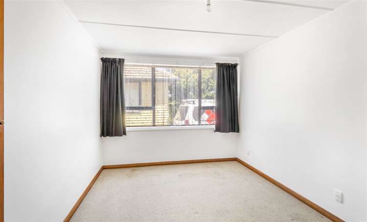 18 De Havilland Street Hornby_6