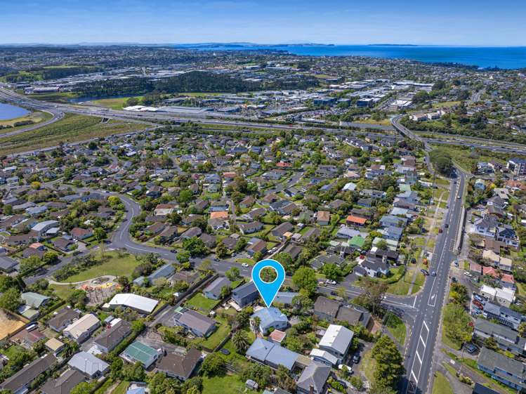 2/136 Sunset Road Unsworth Heights_21