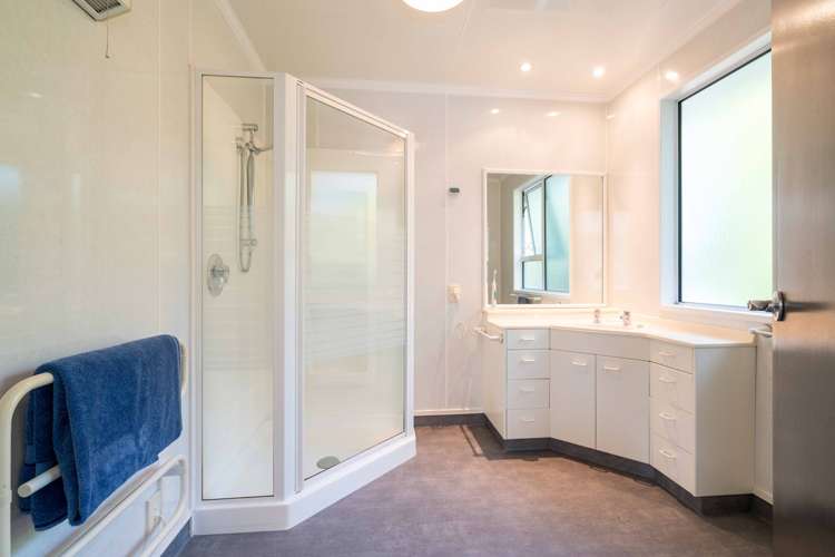 12 Freyberg Road Fairfield_9