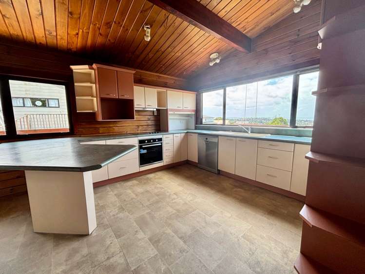 627 East Coast Road Browns Bay_7