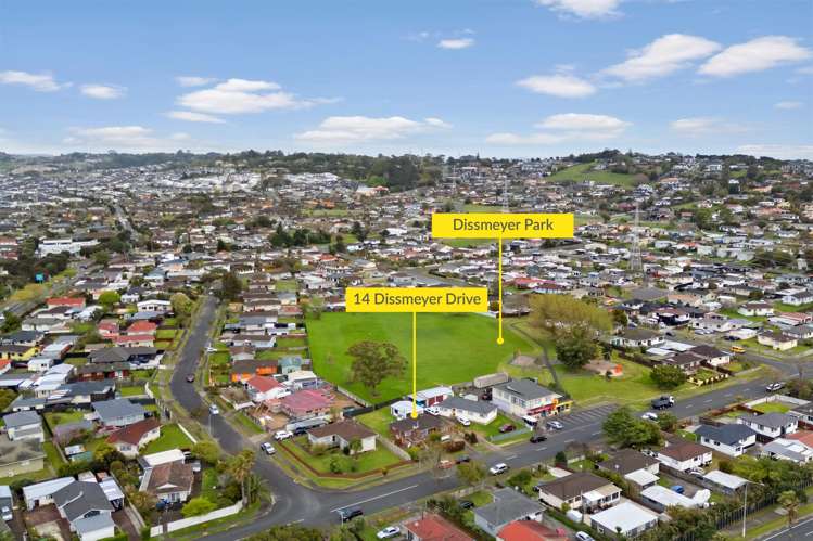 14 Dissmeyer Drive Clover Park_2