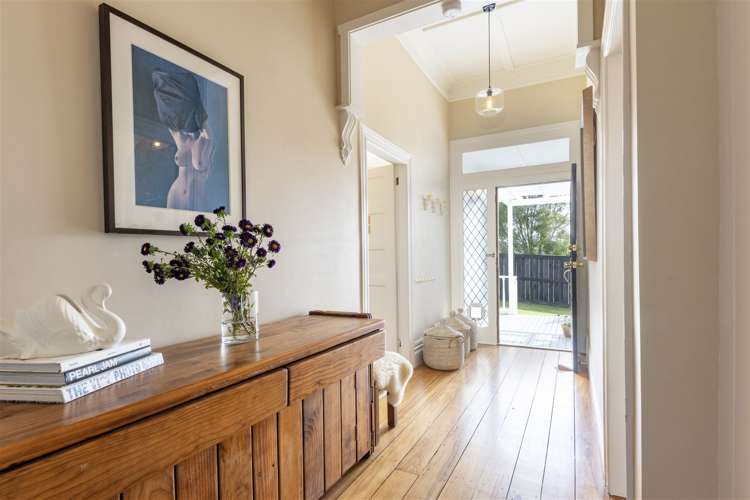 6 Forlong Rise Helensville_14