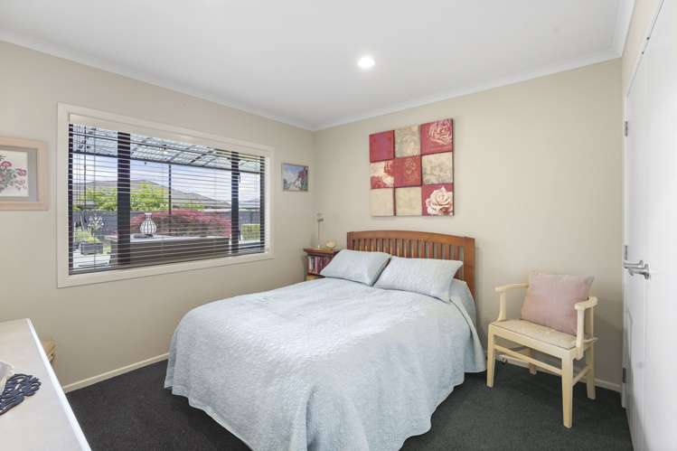 8 Tulip Drive Cambridge_12