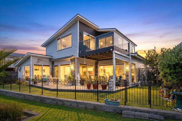 Premium Waterfront Retreat