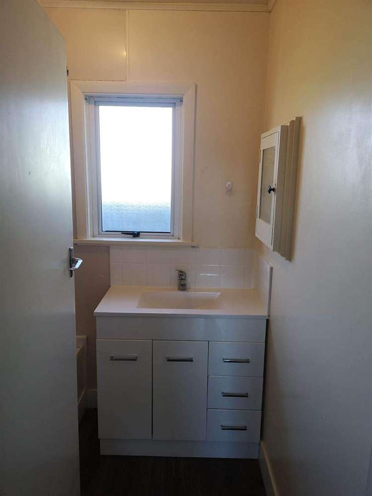 2/125 Tipahi Street Nelson South_6