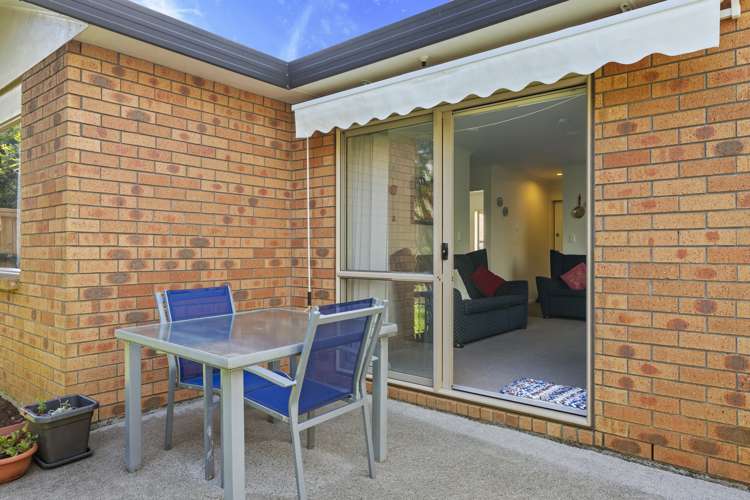 10/15 Hastie Avenue Mangere Bridge_11