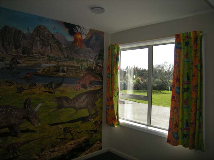 692 Robinsons Road Rolleston_9