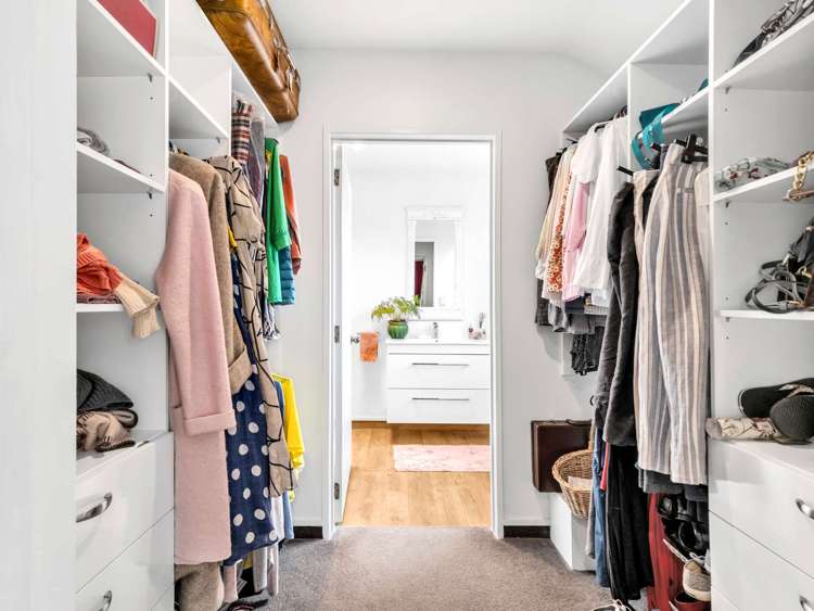 8 Stable Way Belfast_16