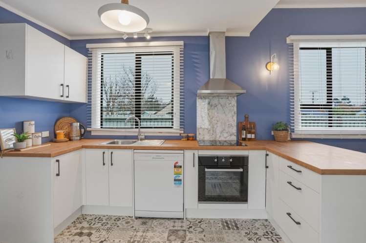 23 Dryden Street_3
