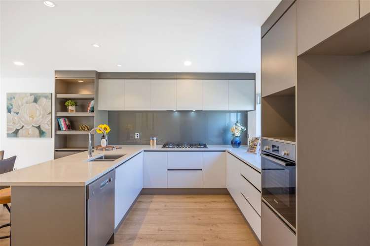 16 Meritage Lane Te Atatu South_8