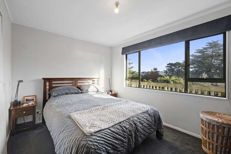 142 Seaview Road Westown_11