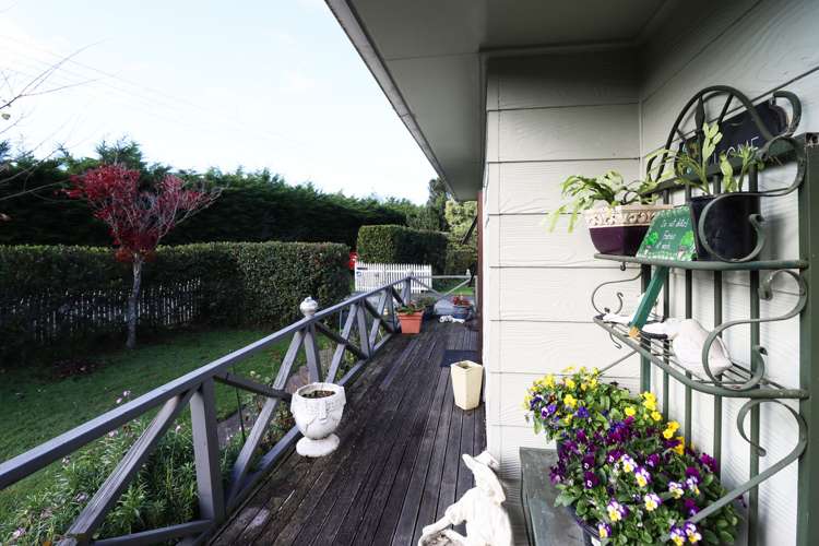 250b High Street North Carterton_15