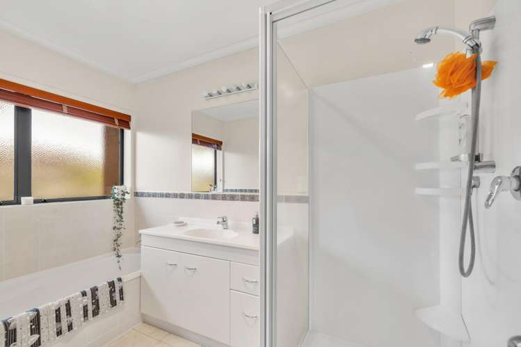 13 Hulme Place Owhata_13