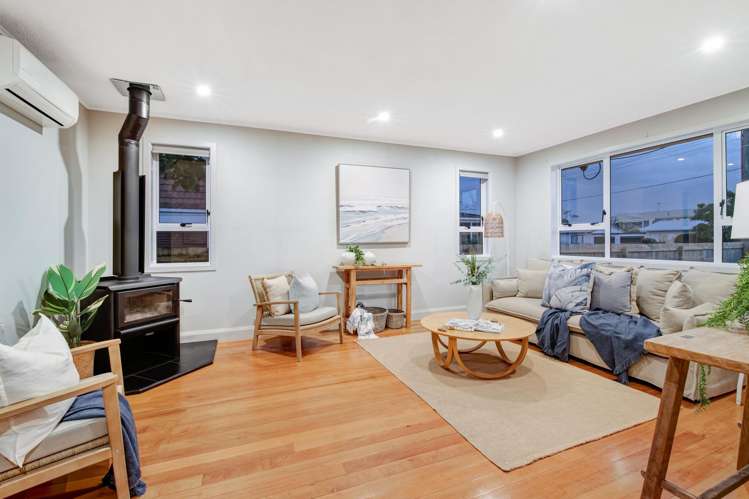 1/179 Centreway Road Orewa_7