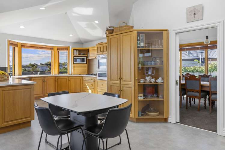 2/70 Harvey Street Waipahihi_10