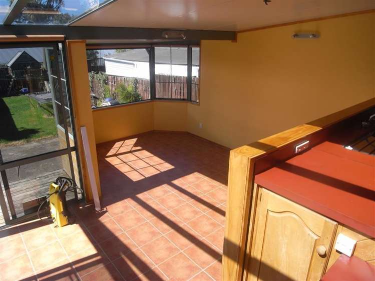62 Divich Avenue Te Atatu South_9