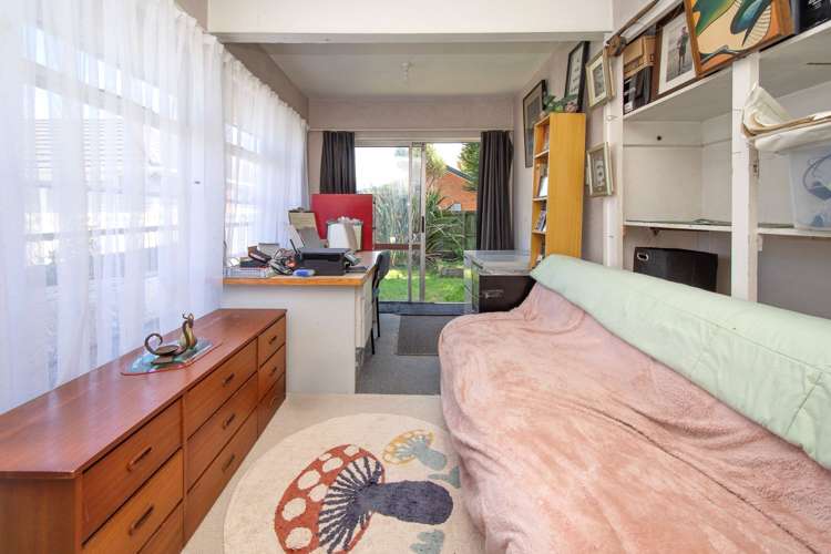 1/14 Downing Street Hoon Hay_7