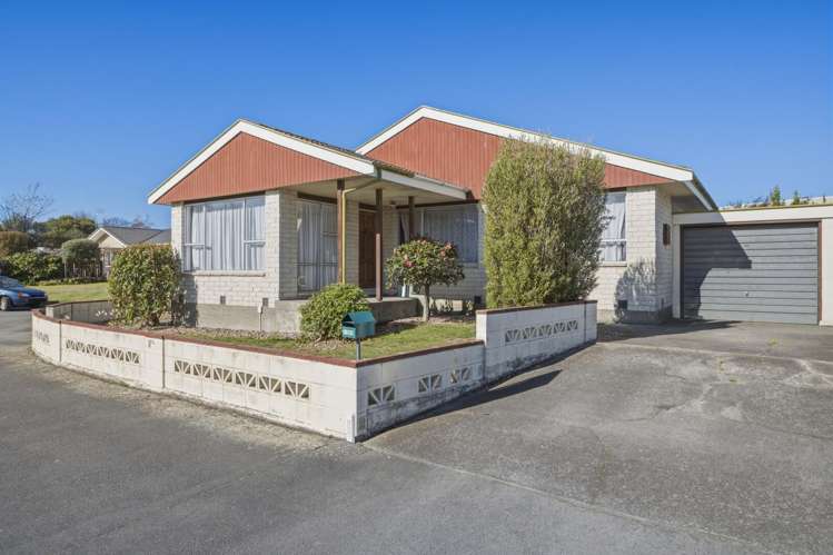 1/98A Lake Terrace Road Burwood_12