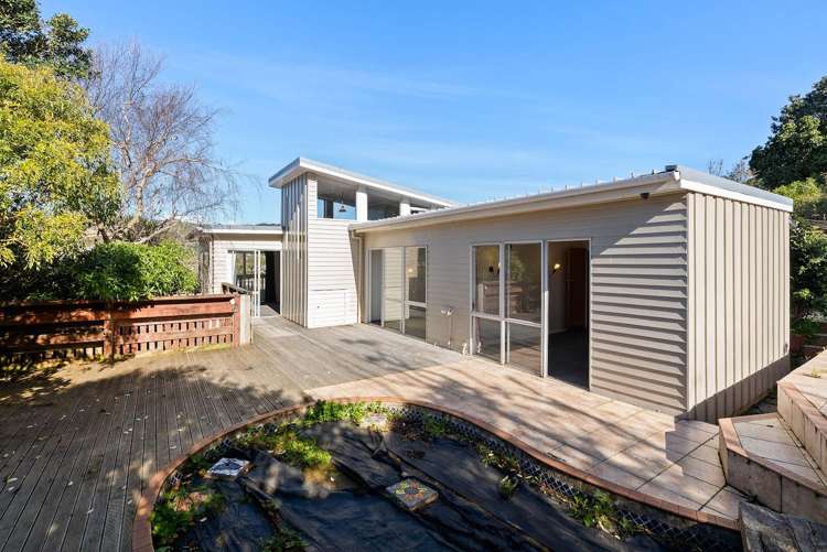 1 Fyvie Avenue Tawa_14