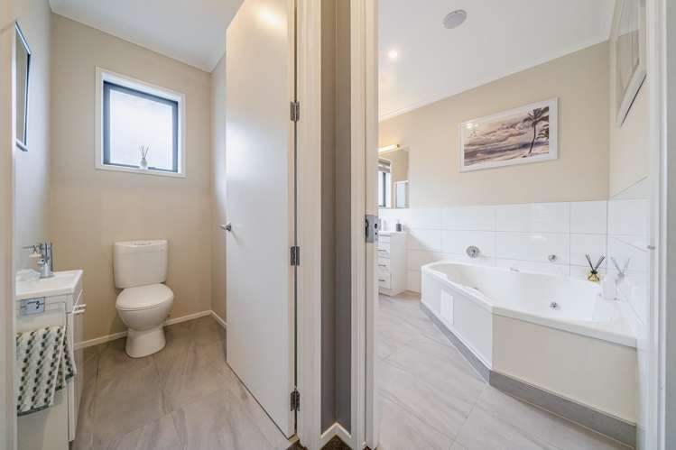 27 Percy Kinsman Crescent Riverstone Terraces_19