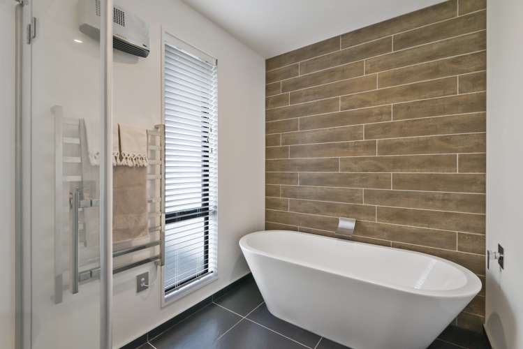 33 Faulks Drive Lincoln_14