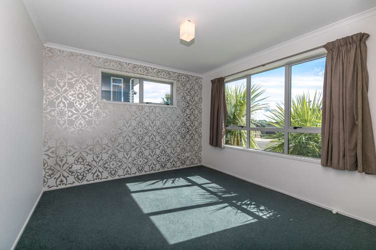 3 Bishopsworth Way Huntington_17