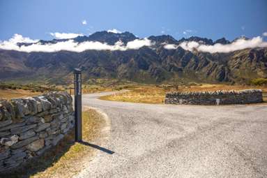 3 Tableland Drive, The Preserve_1