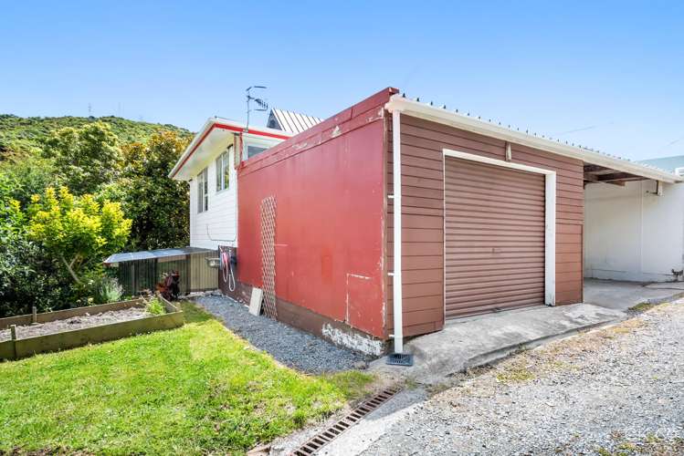 16 Hugh Duncan Street Haywards_17