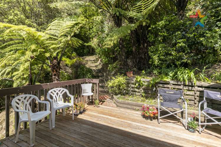 89 Miromiro Road Normandale_17