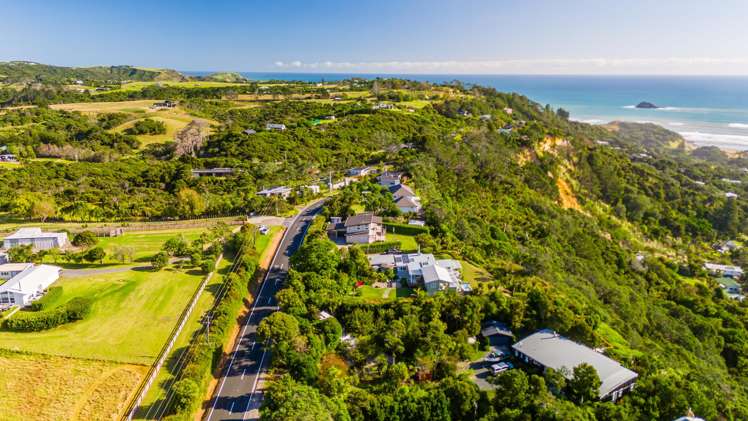 93 Oaia Road Muriwai_52