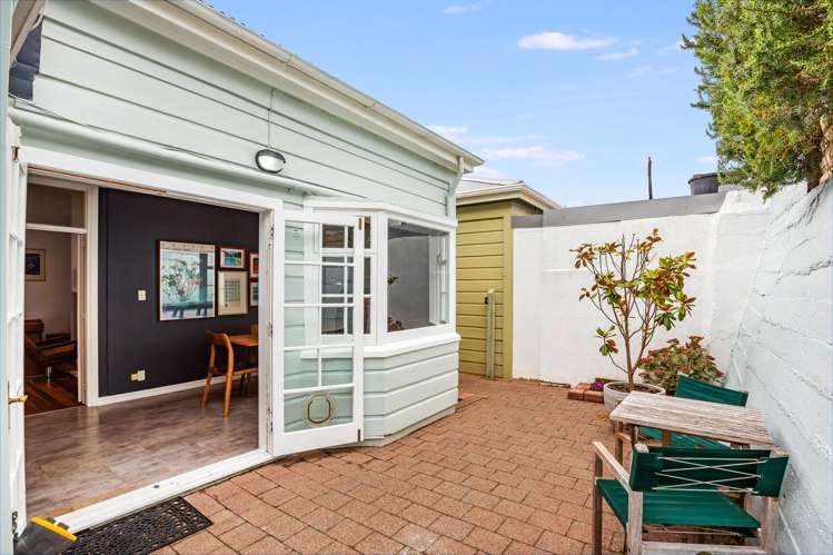 5 Burwah Street Berhampore_12