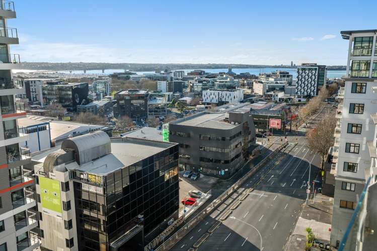 8h/205 Hobson Street Auckland Central_21