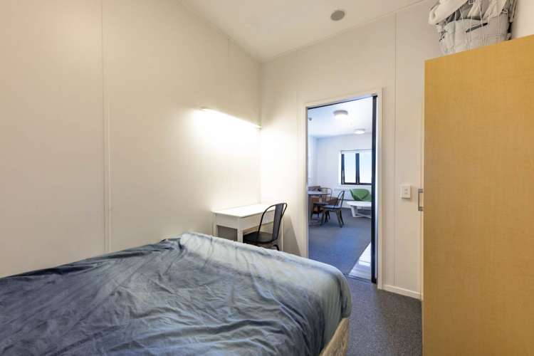 708/17 Putney Way Manukau_5