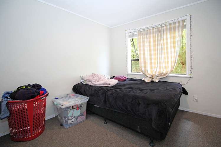 14 White Road Manurewa_9