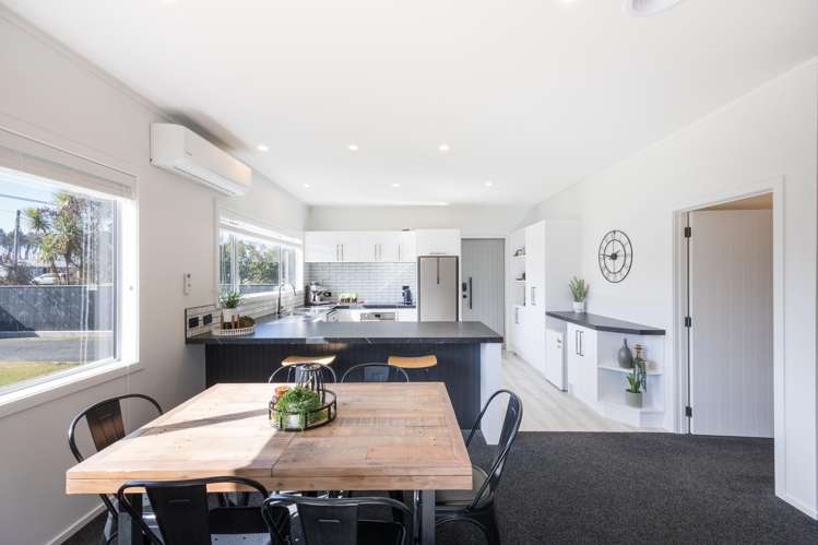 8 Cousins Avenue West Foxton Beach_8