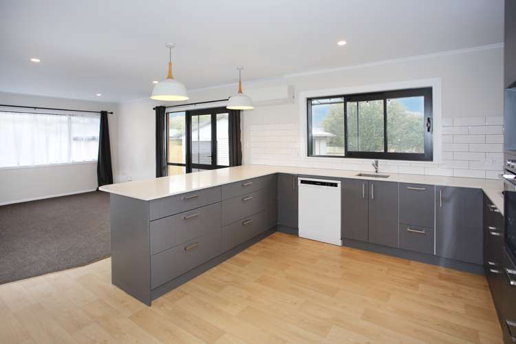 66 Wellington Street Pukekohe_11