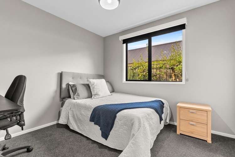 1 Myles Way Shotover Country_14