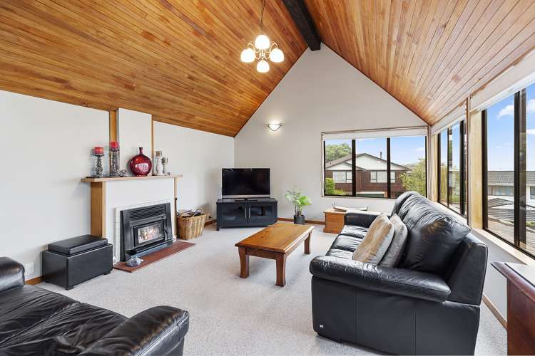 25 Thatcher Crescent Crofton Downs_7