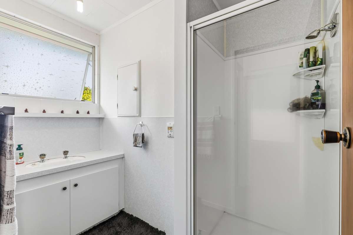 5a & 5b Rowan Place_5