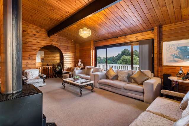 Well-kept Lockwood home built in then rural Auckland suburb selling after 19 years