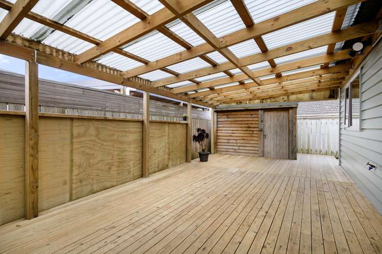 269 Warspite Avenue Waitangirua_16